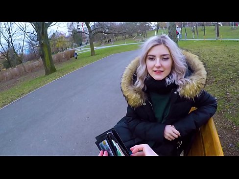 ❤️ Nielaisee tuntemattoman kuumaa spermaa rahasta - suihinotto puistossa Eva Elfieltä ❤ Porno at us ️❤